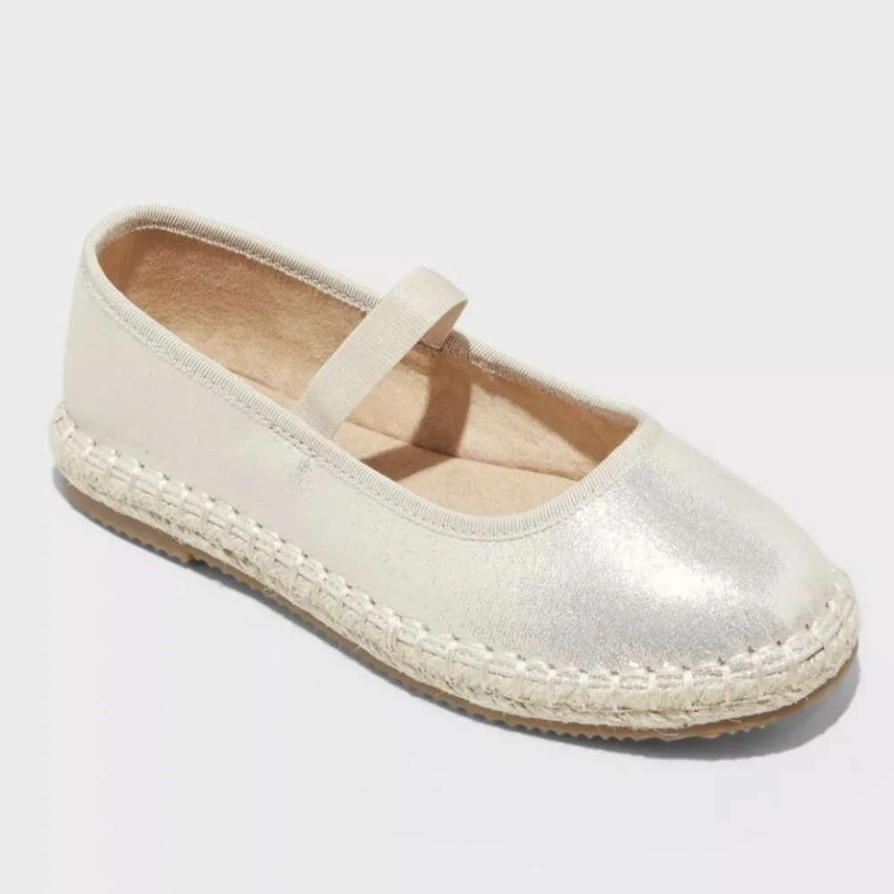 Girl's Gold Metallic Ballerina Flats Dress Shoes - Cat & Jack - Size 4